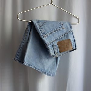 LEVIS RED TAG DENIM SHORTS